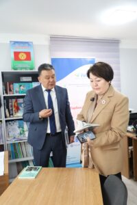 Кыргыз Республикасынын Агартуу министри менен жолугушу